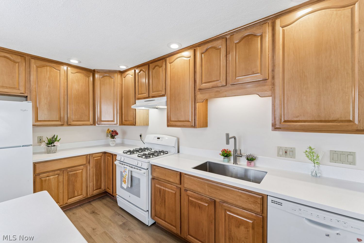 1614 Rosewood Avenue Lakewood OH 44107
