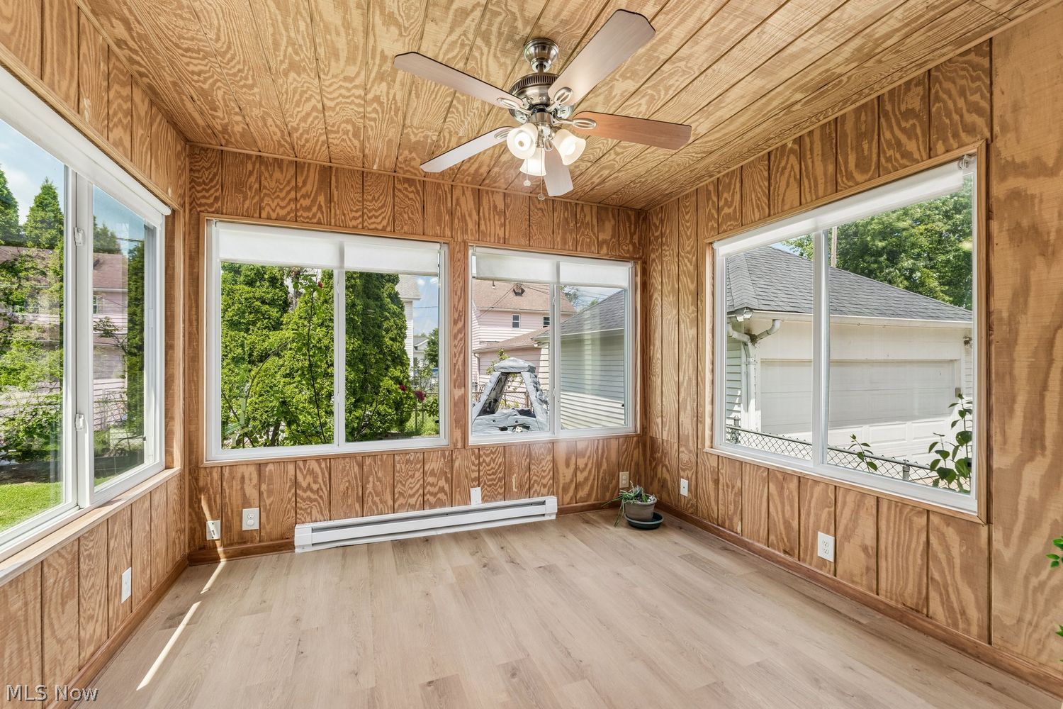 1614 Rosewood Avenue Lakewood OH 44107