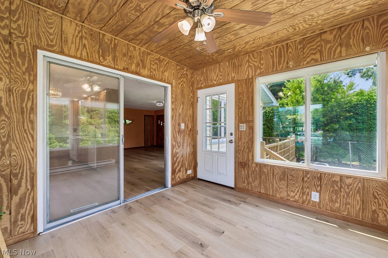 1614 Rosewood Avenue Lakewood OH 44107