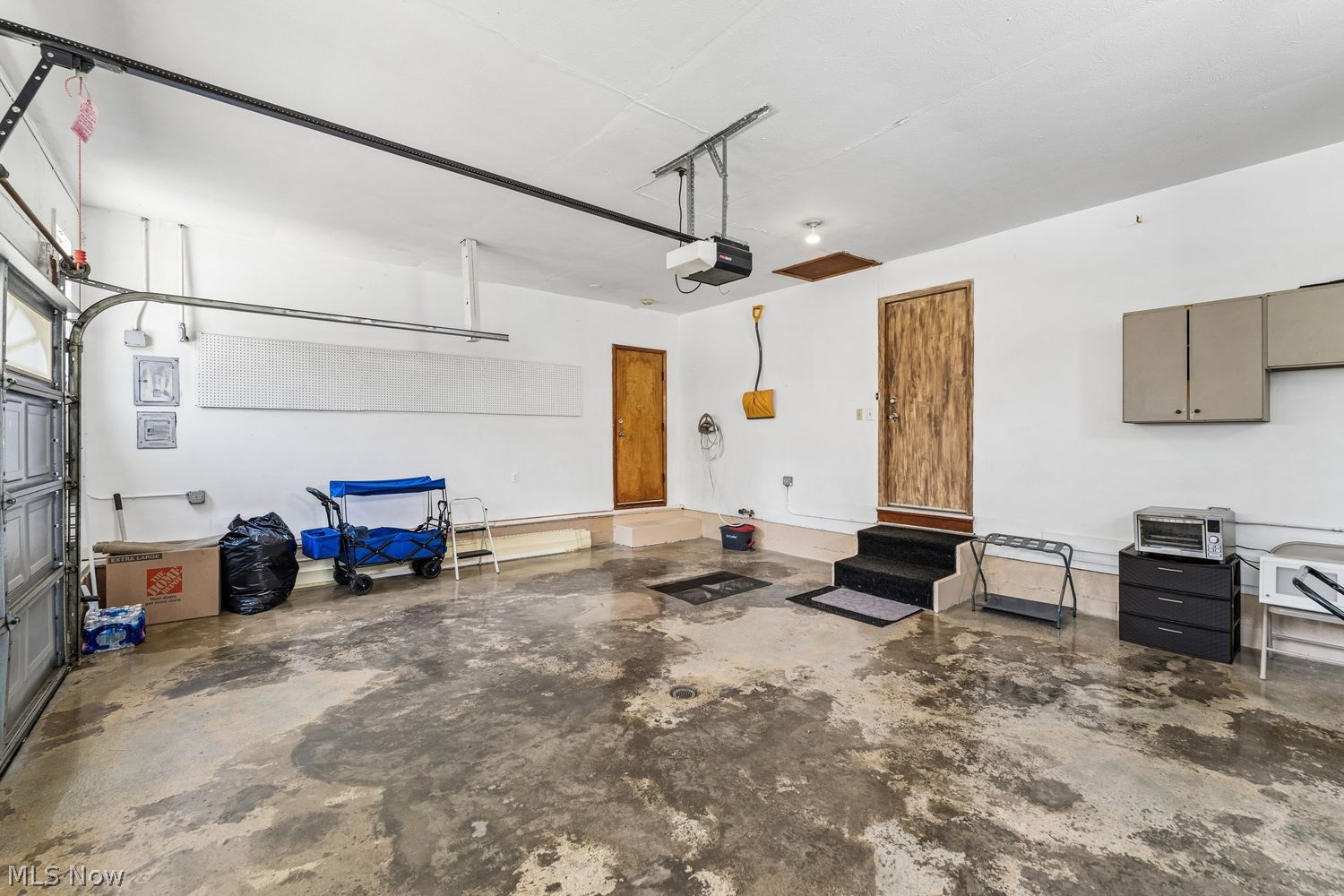 1614 Rosewood Avenue Lakewood OH 44107