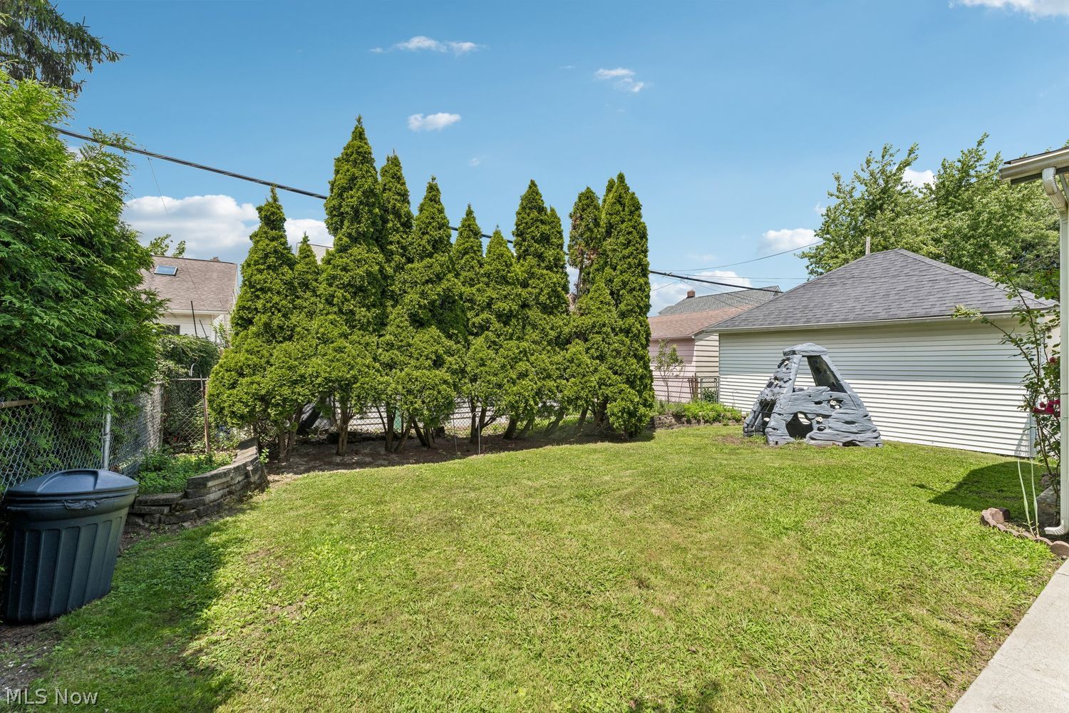 1614 Rosewood Avenue Lakewood OH 44107