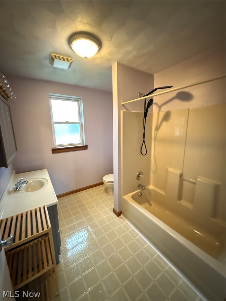 536 Woodvue Lane Wintersville OH 43953