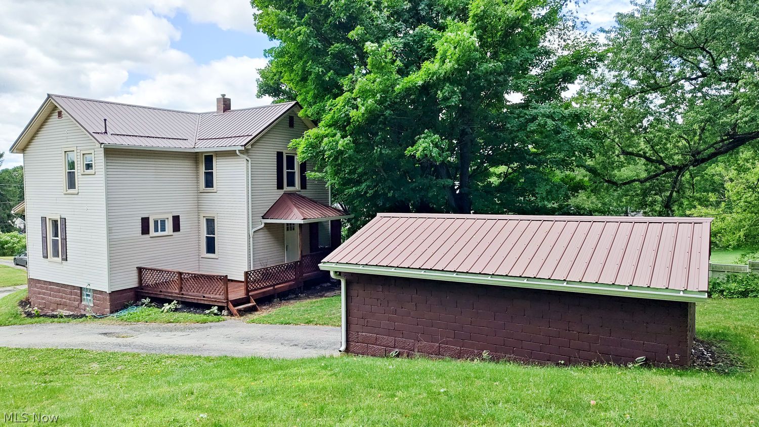 304 E Grant Street East Palestine OH 44413