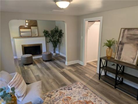 941 Washington Street Wooster OH 44691