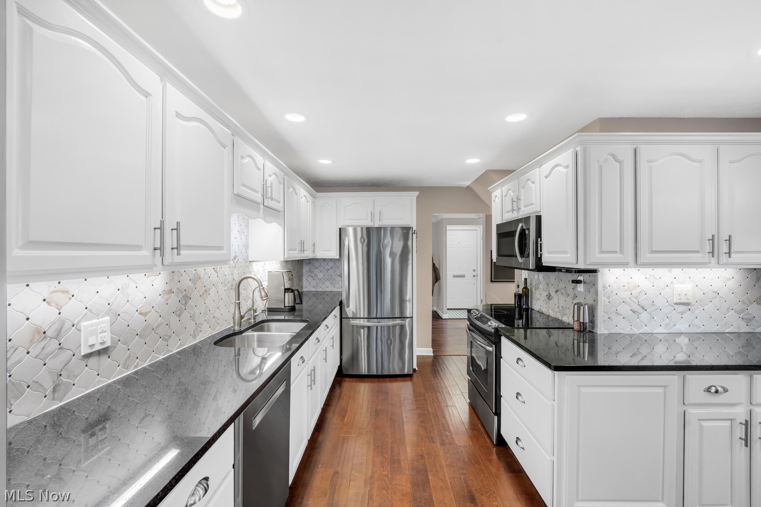 20581 Beaconsfield Boulevard Rocky River OH 44116