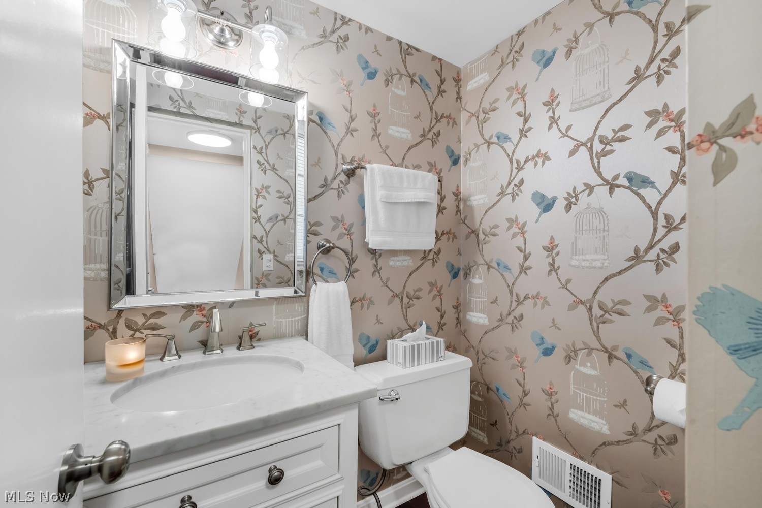 20581 Beaconsfield Boulevard Rocky River OH 44116