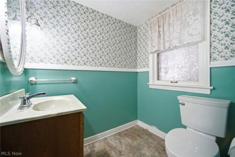 5003 W Ridgewood Drive Parma OH 44134