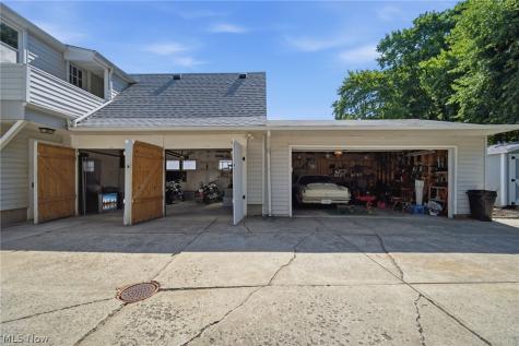 5003 W Ridgewood Drive Parma OH 44134