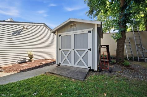 5003 W Ridgewood Drive Parma OH 44134