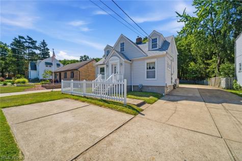 5003 W Ridgewood Drive Parma OH 44134