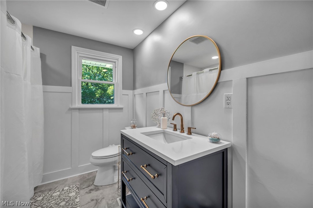 145 Hall Drive Wadsworth OH 44281