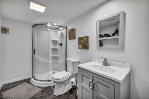 145 Hall Drive Wadsworth OH 44281