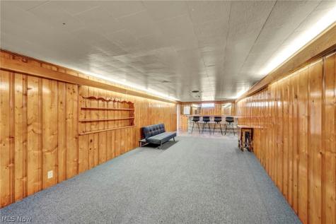 145 Hall Drive Wadsworth OH 44281