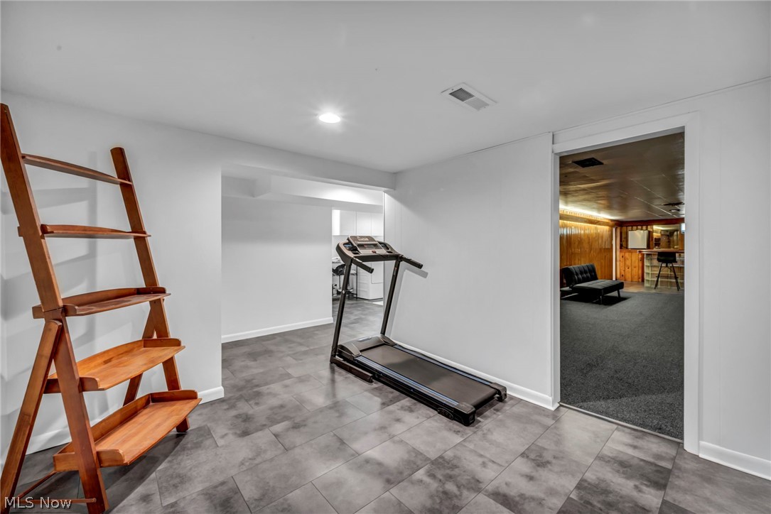 145 Hall Drive Wadsworth OH 44281