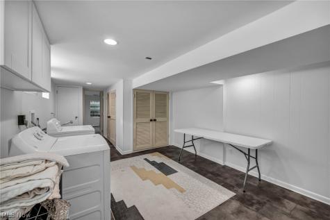 145 Hall Drive Wadsworth OH 44281