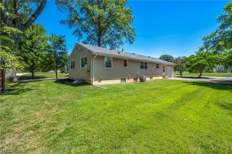 145 Hall Drive Wadsworth OH 44281