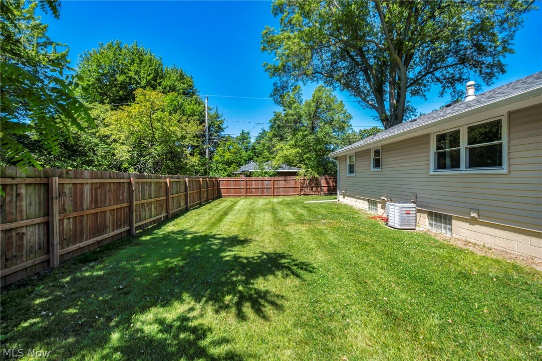 145 Hall Drive Wadsworth OH 44281