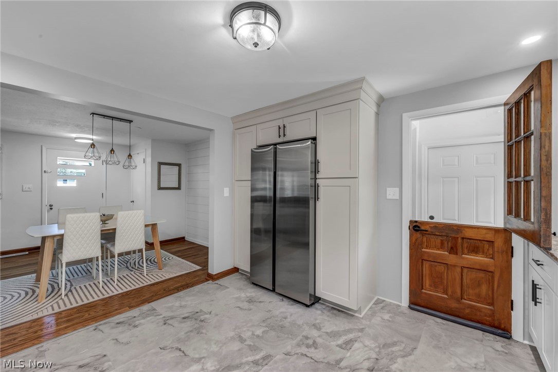 145 Hall Drive Wadsworth OH 44281
