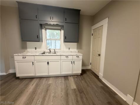 15748 Mandalay Avenue Cleveland OH 44110