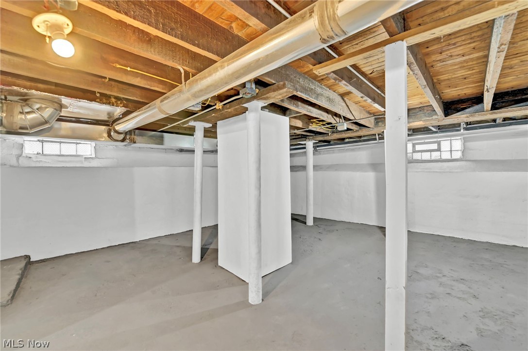 2525 Thurman Avenue Cleveland OH 44113