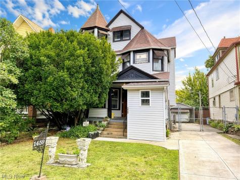 1459 W 114th Street Cleveland OH 44102