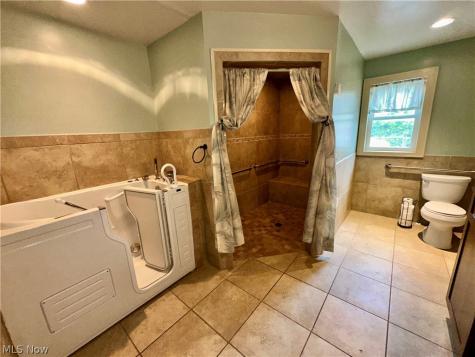 1459 W 114th Street Cleveland OH 44102