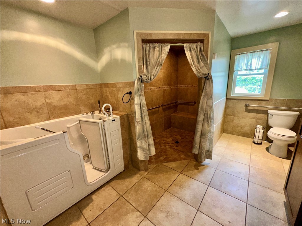 1459 W 114th Street Cleveland OH 44102