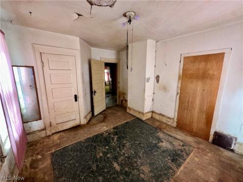 1459 W 114th Street Cleveland OH 44102
