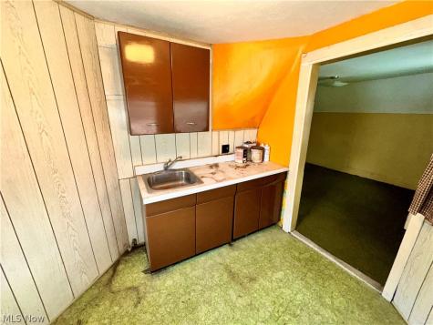 1459 W 114th Street Cleveland OH 44102