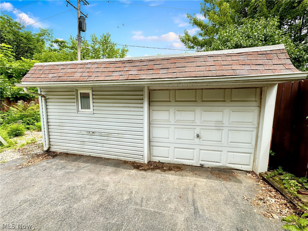 1459 W 114th Street Cleveland OH 44102