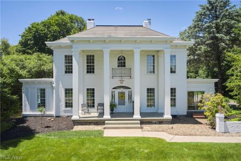 874 Merriman Road Akron OH 44303