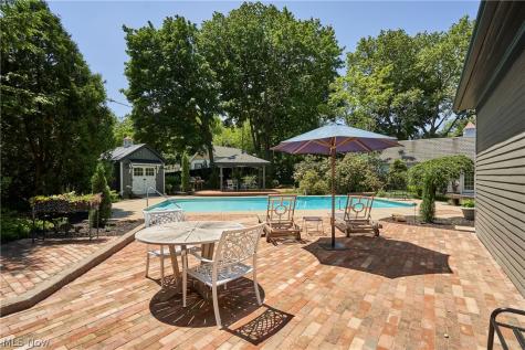874 Merriman Road Akron OH 44303