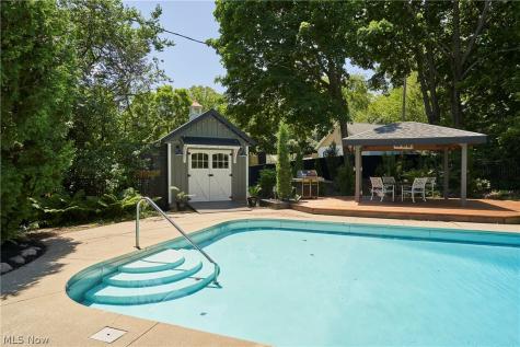874 Merriman Road Akron OH 44303