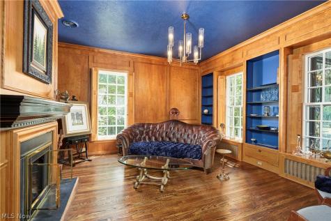 874 Merriman Road Akron OH 44303