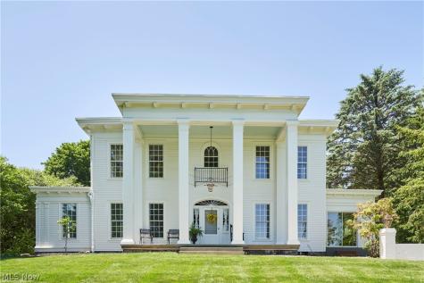874 Merriman Road Akron OH 44303