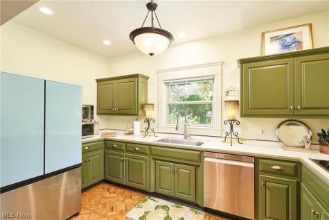 874 Merriman Road Akron OH 44303