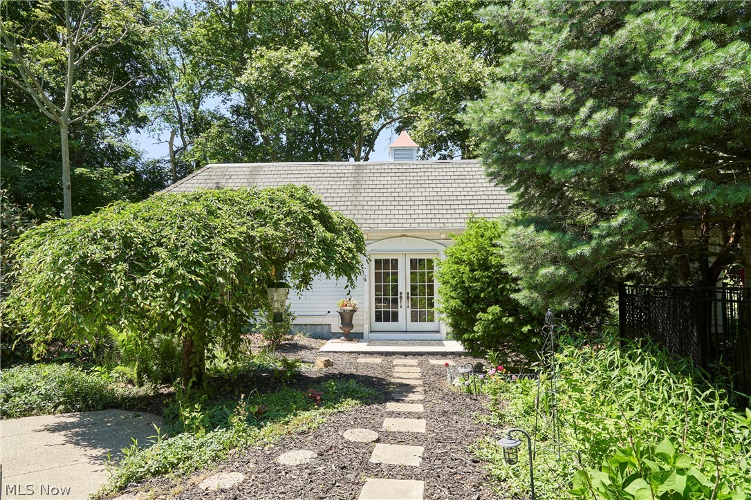 874 Merriman Road Akron OH 44303