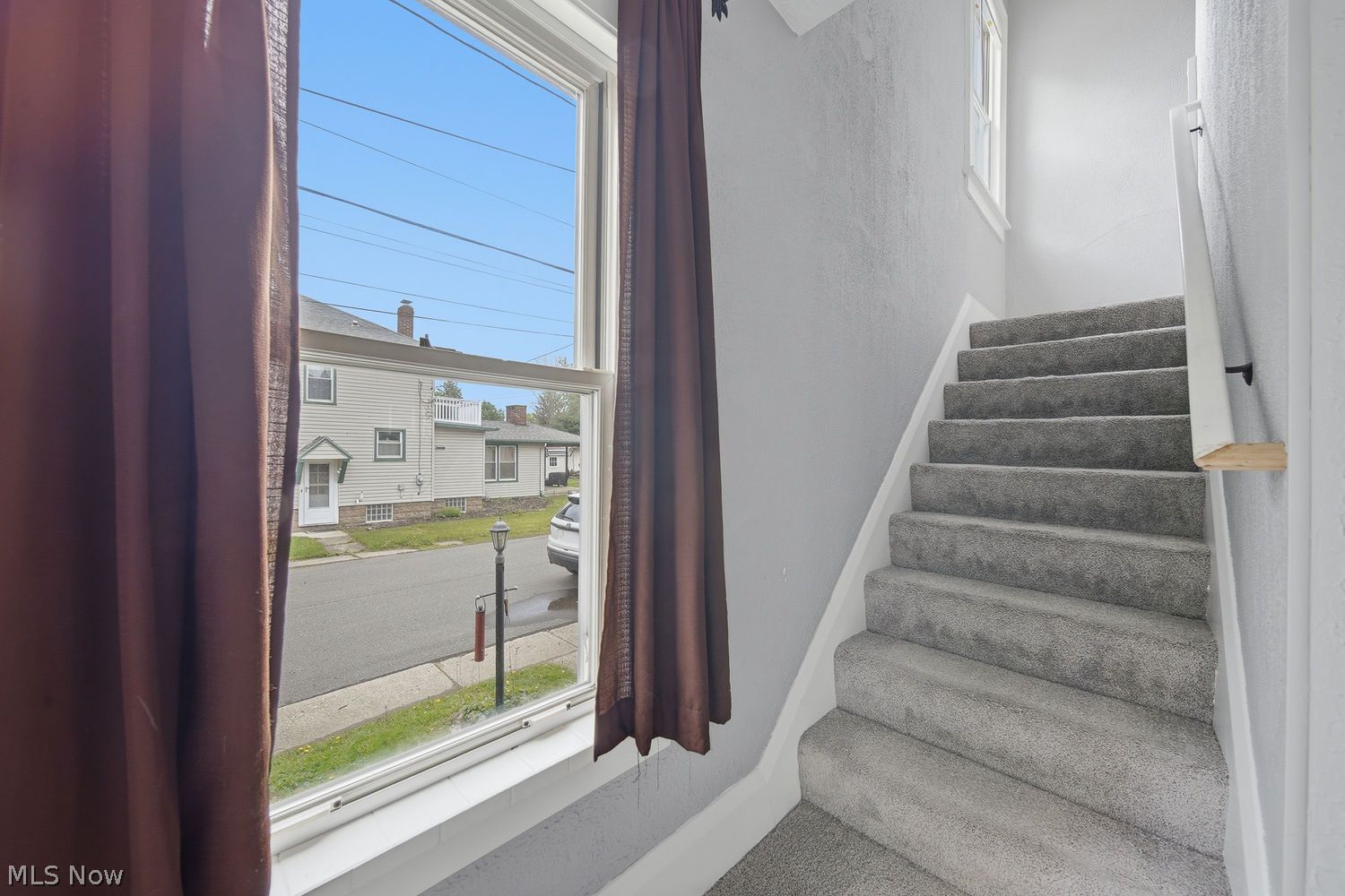 842 Seneca Street NE Massillon OH 44646