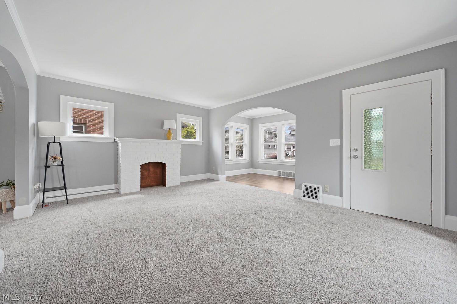 842 Seneca Street NE Massillon OH 44646