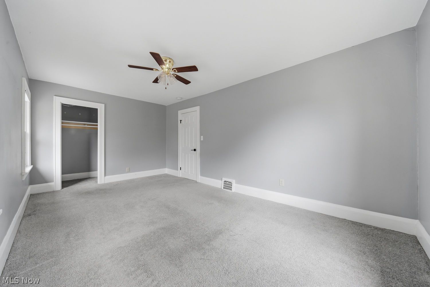 842 Seneca Street NE Massillon OH 44646