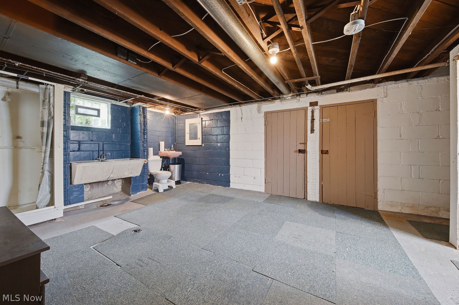 842 Seneca Street NE Massillon OH 44646