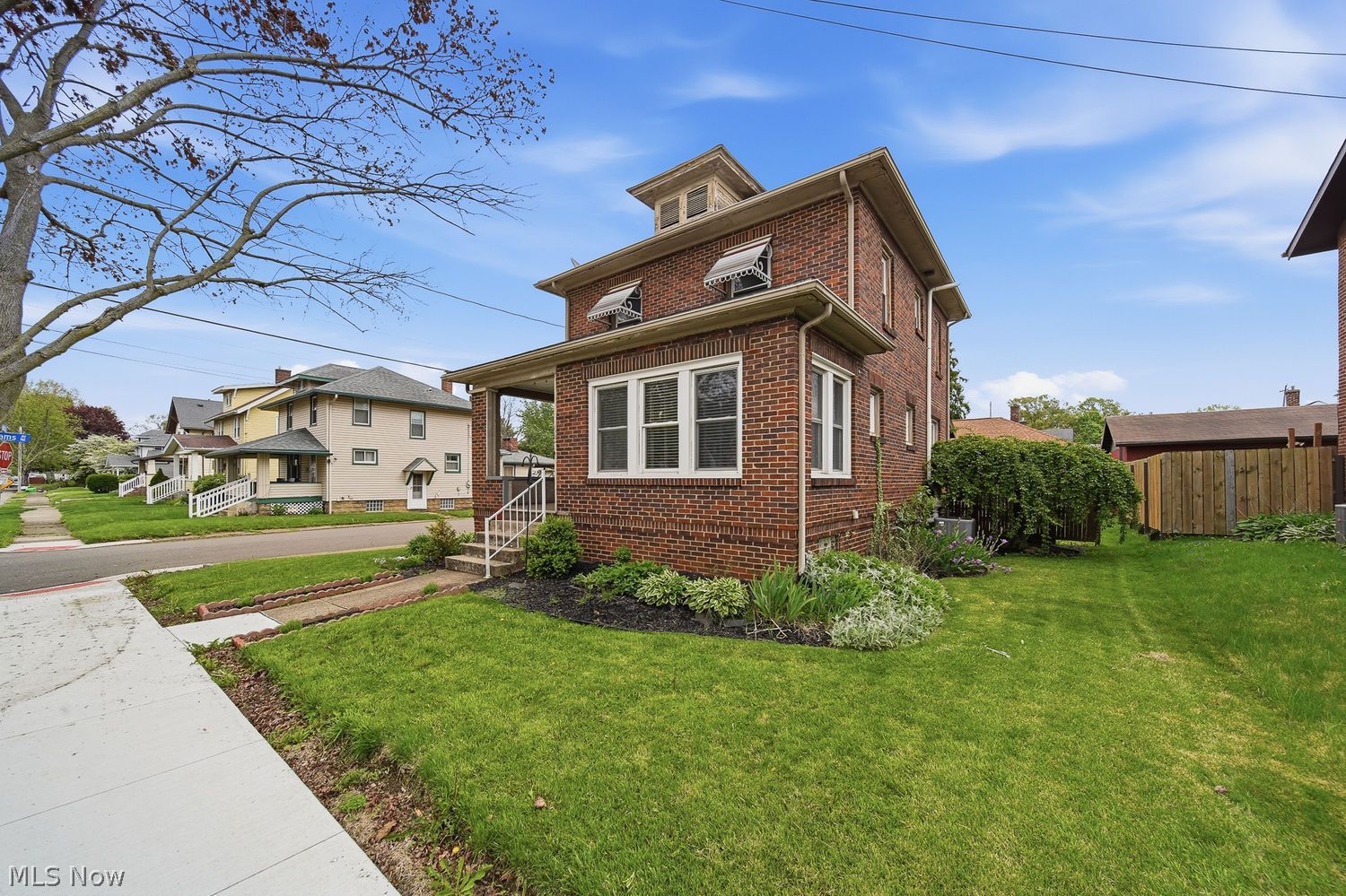 842 Seneca Street NE Massillon OH 44646