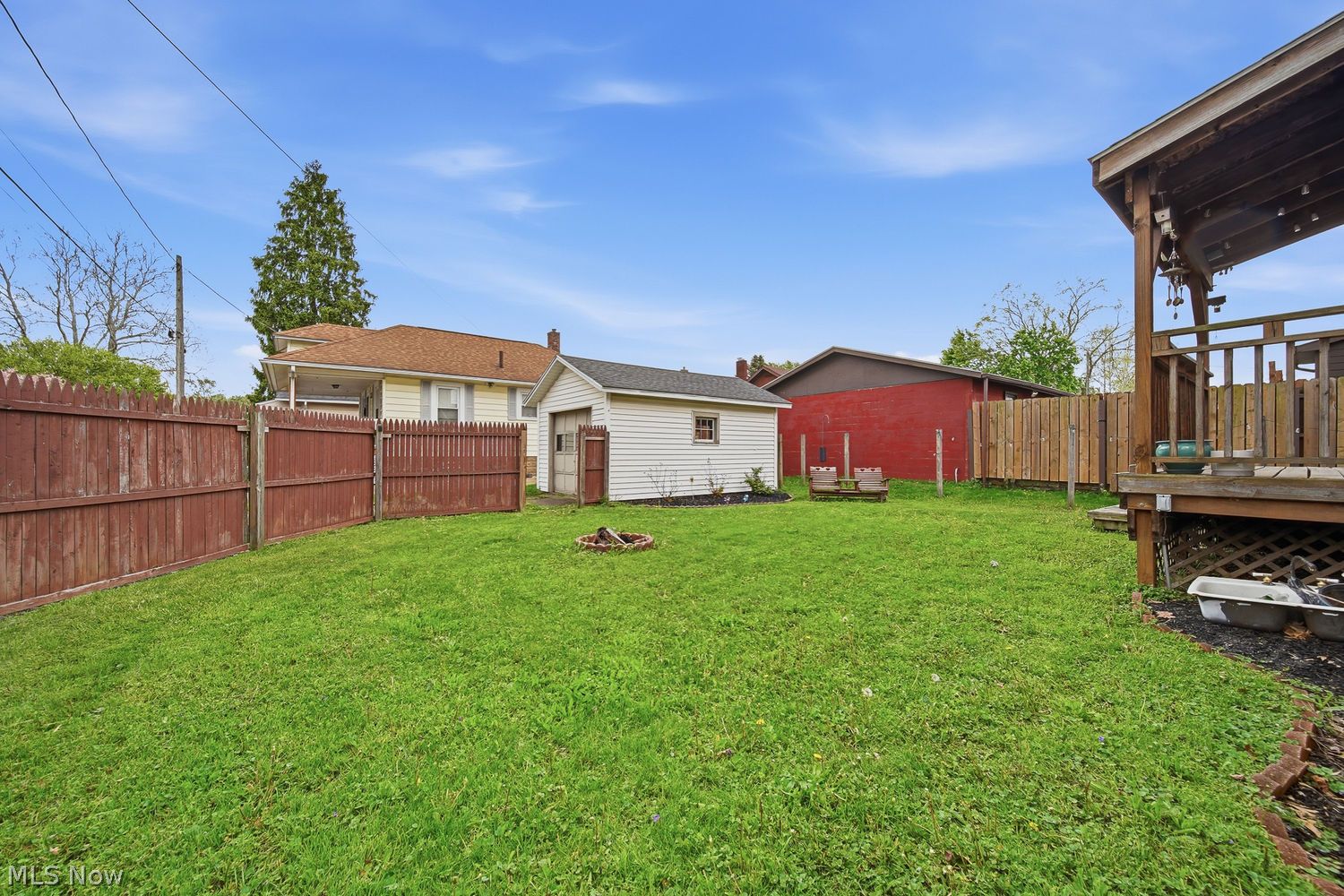 842 Seneca Street NE Massillon OH 44646