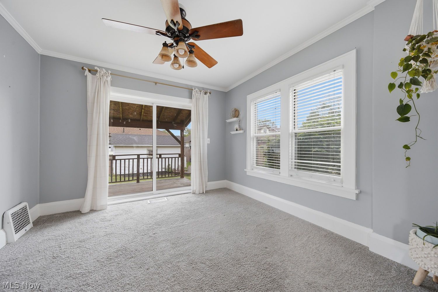 842 Seneca Street NE Massillon OH 44646