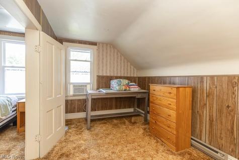 16821 Chatfield Avenue Cleveland OH 44111
