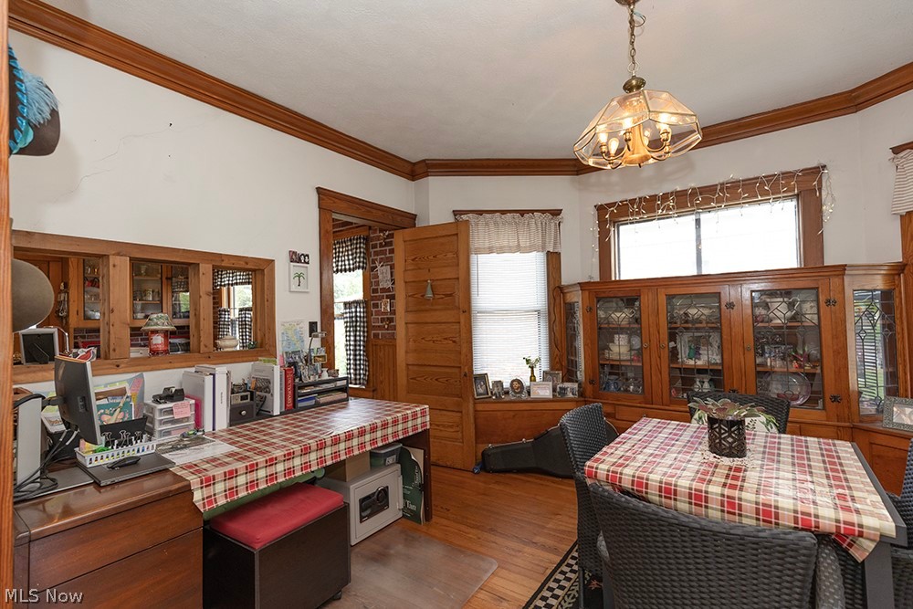16821 Chatfield Avenue Cleveland OH 44111