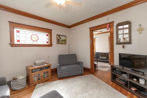 16821 Chatfield Avenue Cleveland OH 44111