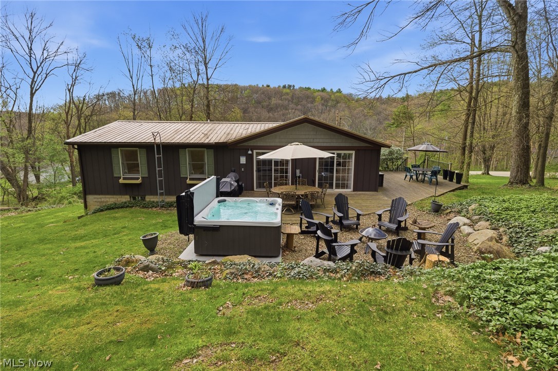 979 County Road 3006 Perrysville OH 44864