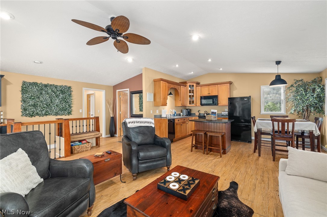 979 County Road 3006 Perrysville OH 44864