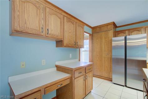 6094 Coppercove Circle NW North Canton OH 44720